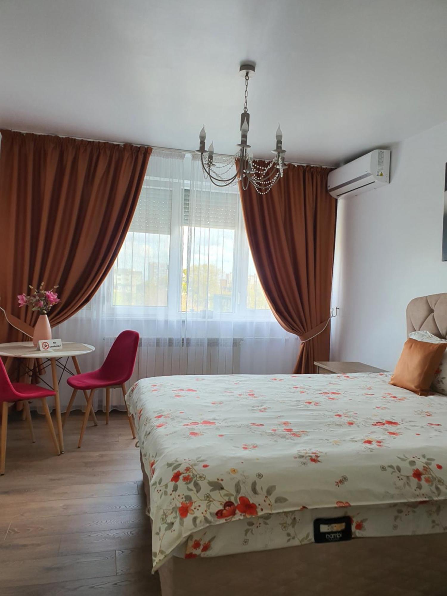 Chic Apartment- Place To Remember Galaţi エクステリア 写真