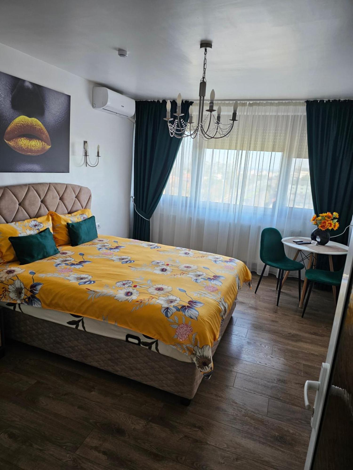 Chic Apartment- Place To Remember Galaţi エクステリア 写真