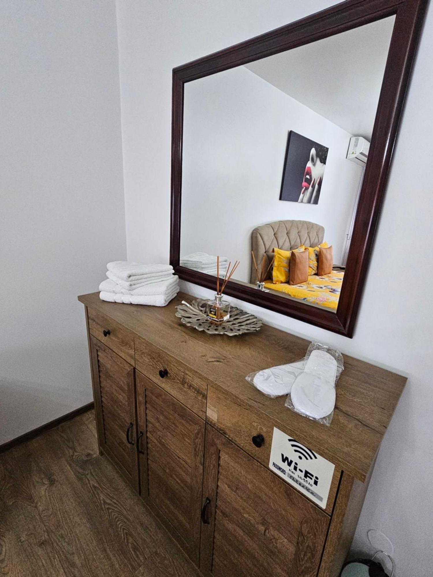 Chic Apartment- Place To Remember Galaţi エクステリア 写真